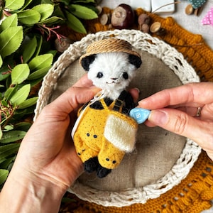 Panda in einem hat.Teddybären / Teddybären Geschenk / Geburtstag / dekorative Spielzeug / Spielzeug handgemachte Panda Spielzeug / Sammler Teddybär, lustiger Panda, Minipand