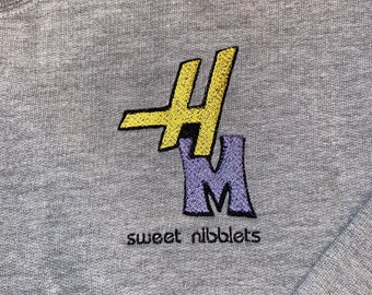 Embroidered Sweatshirt Crewneck/T-Shirt Hannah Montana Sweet Nibblets