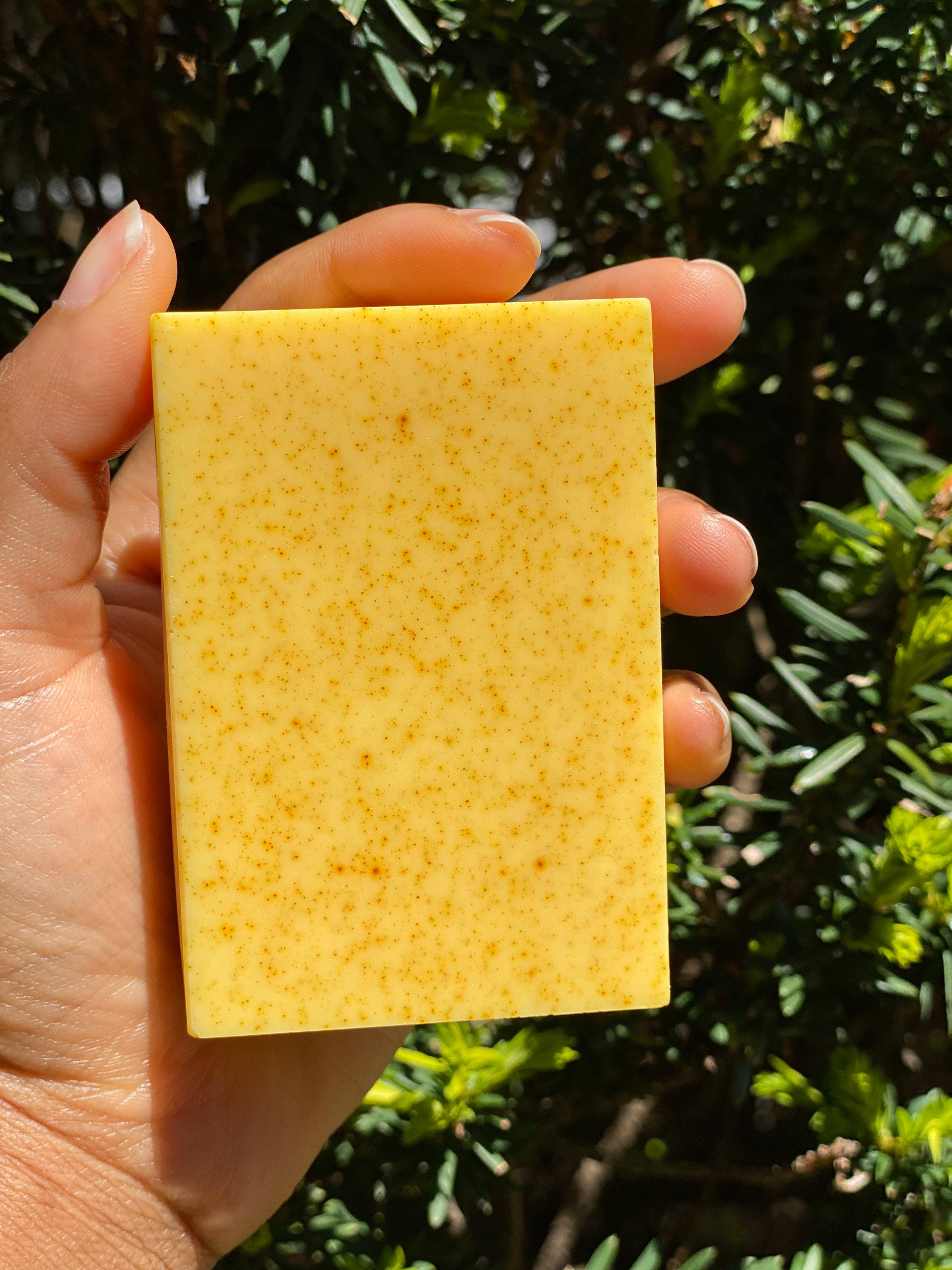 Turmeric and Manuka honey face and body bar Glow Bar,Skin Brightening…