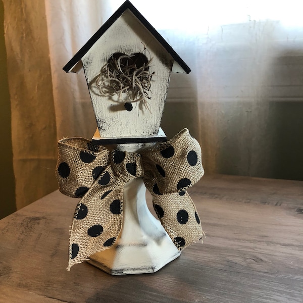 Farmhouse Style Birdhouse