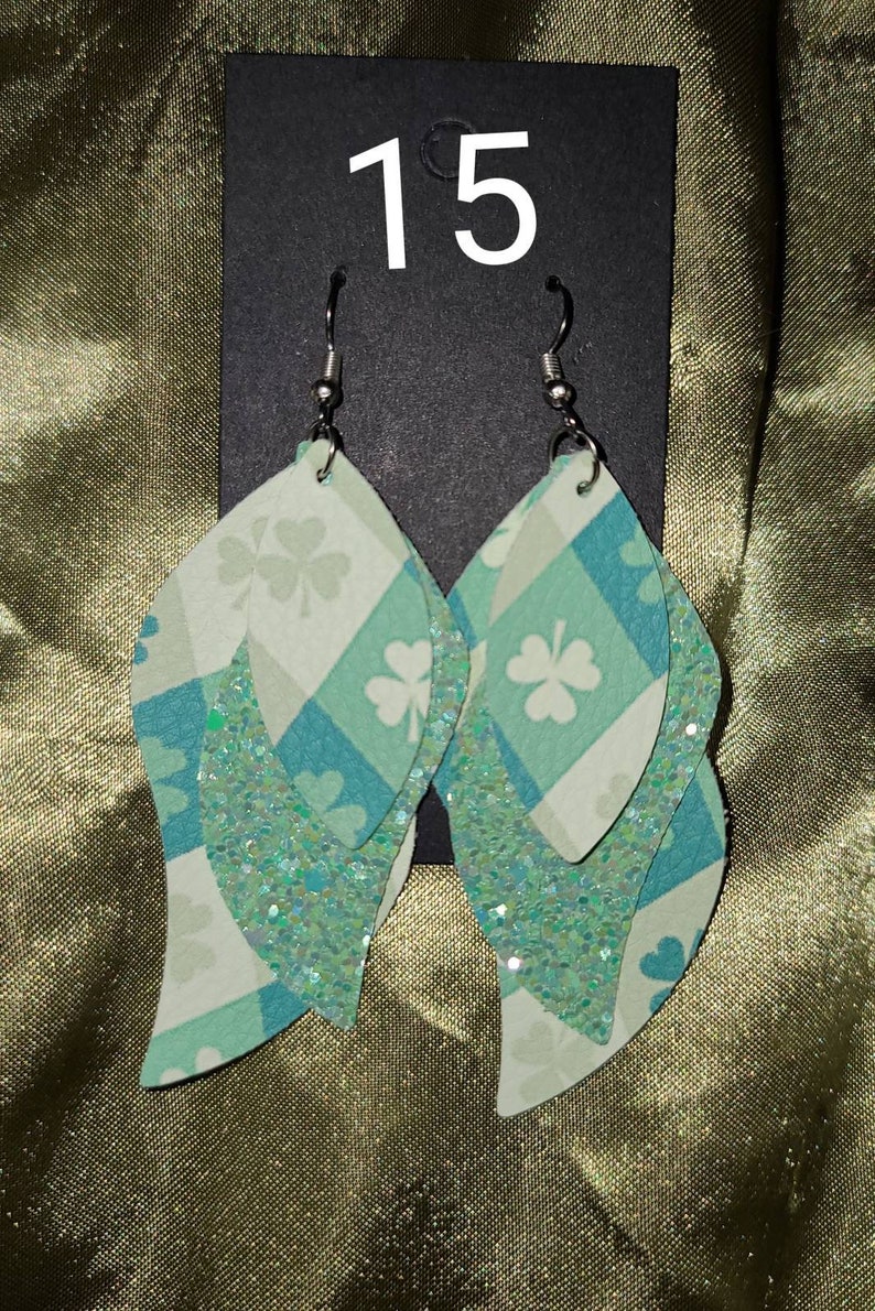 St Patrick/'s Day Triple Layered Faux Leather Dangle Earrings