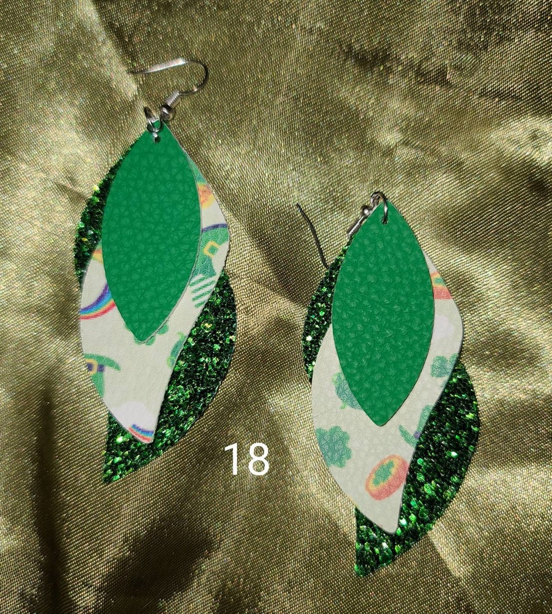 St Patrick/'s Day Triple Layered Faux Leather Dangle Earrings
