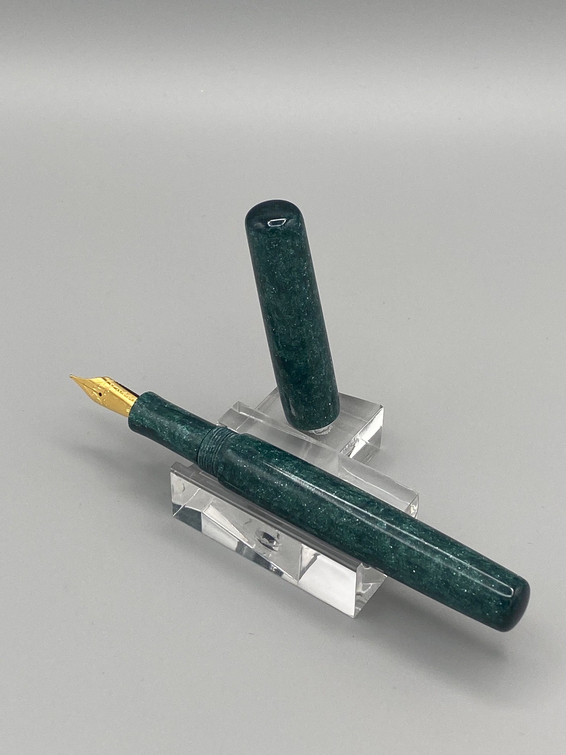 Artisan Handmade Fountain Pen Choice of JOWO #6 Nib Green Red Silver  Diamond Cast Resin