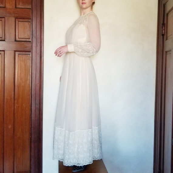 Vintage Prairie Dress, Blush and Ivory Vintage Wed