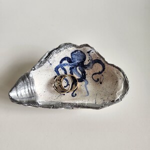 Oyster Shell Trinket Dish Ring Dish Octopus Blue and White image 4