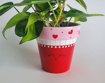 Valentine’s Day Kissy Face Flower Pot 4 » Jardinière peinte à la main
