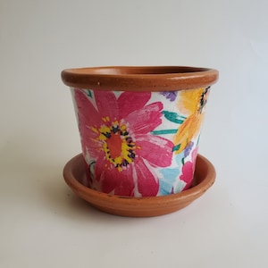 Decoupage Flower Pot Planter Pretty Flowers 4.75&quot;