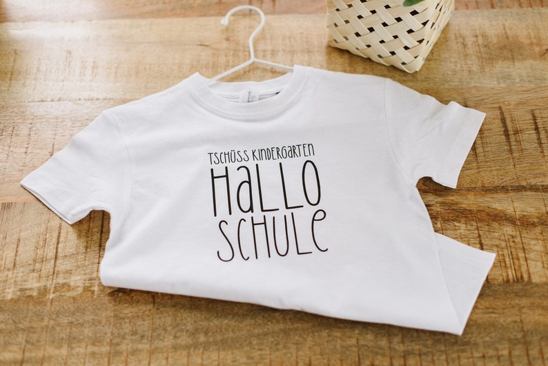 T-Shirt 'Goodbye Kindergarten Hello School' image 3