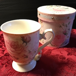Floral Porcelain Tall Tea Mug Gift with Decorative Gift Box