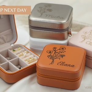 Custom Gold Name,Personalized Name Jewelry box, Engraved Jewelry Box,Jewelry Travel Case,Bridesmaid Proposal Gift,Jewelry Case,Gifts for Her