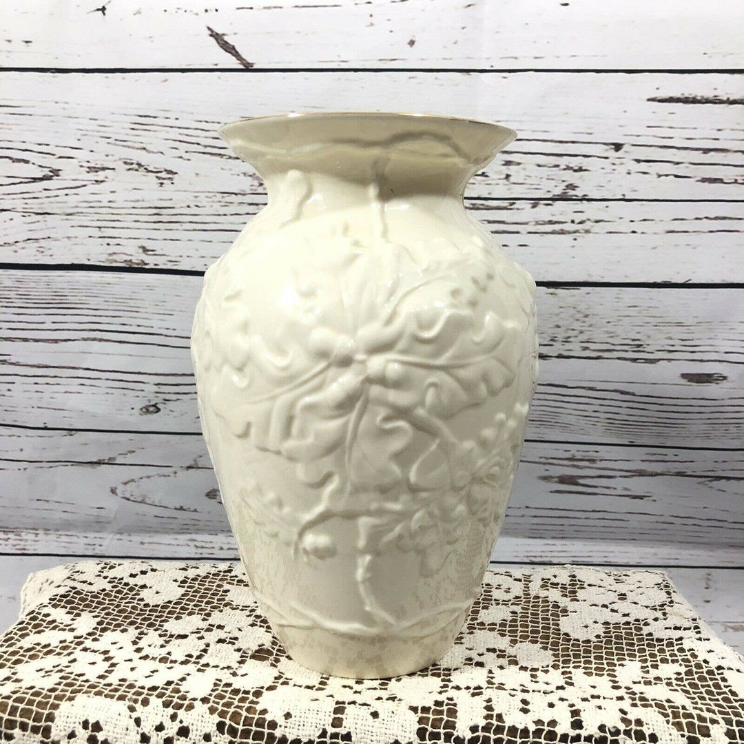 Belleek Oak Leaves Porcelain Vase Blue Stamp 8th Mark Made in Ireland 8