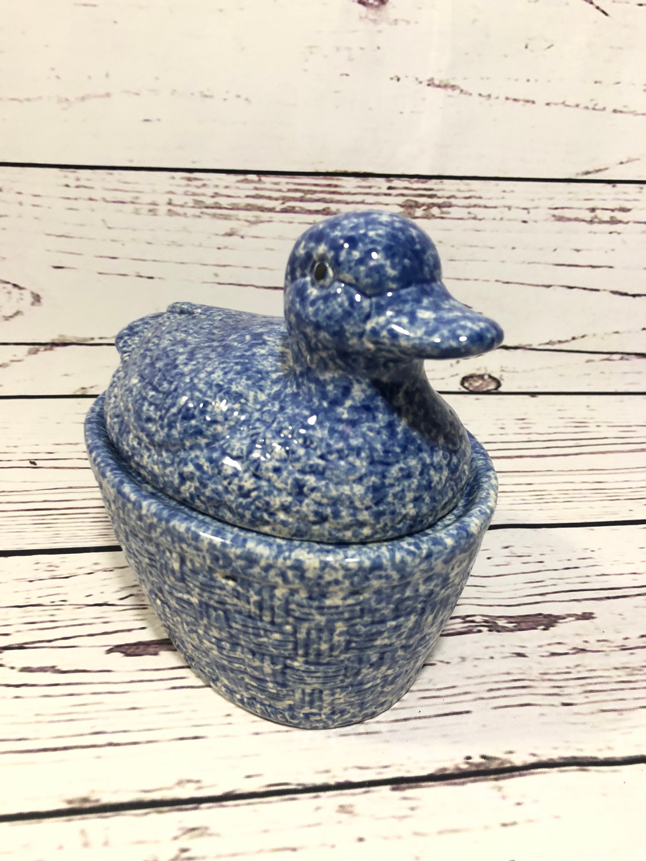 Vintage Ceramic Blue SPONGEWARE NESTING DUCK On Basket Covered Etsy