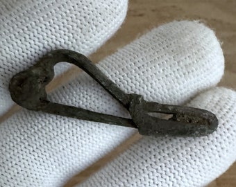 Ancient bronze Roman fibula brooch 2-4 century.Ancient Roman brooch for clothing. Archaeological artifact.(2)