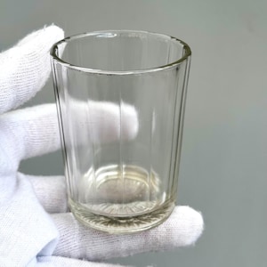 Vaso de vidrio facetado vintage, vaso de vodka soviético, decoración de cocina