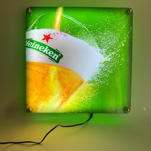 Vintage  Light Up Beer Sign. Retro Pub Wall Decor. Advertising beer sign.
