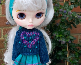 Clothes for Blythe, skirt, sweater,outfit, tights