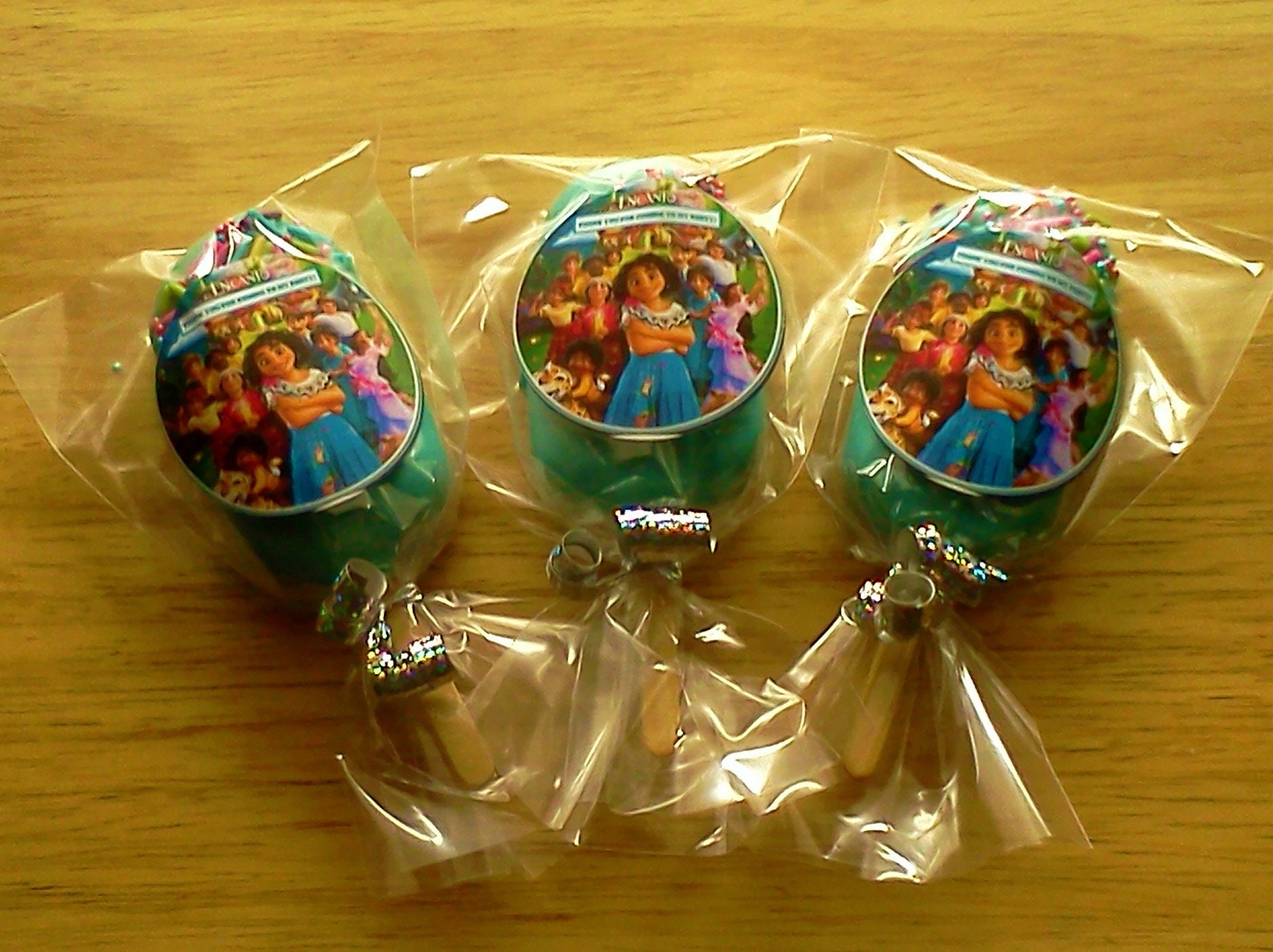 Encanto Themed Cakesicles 1 Dozen Etsy