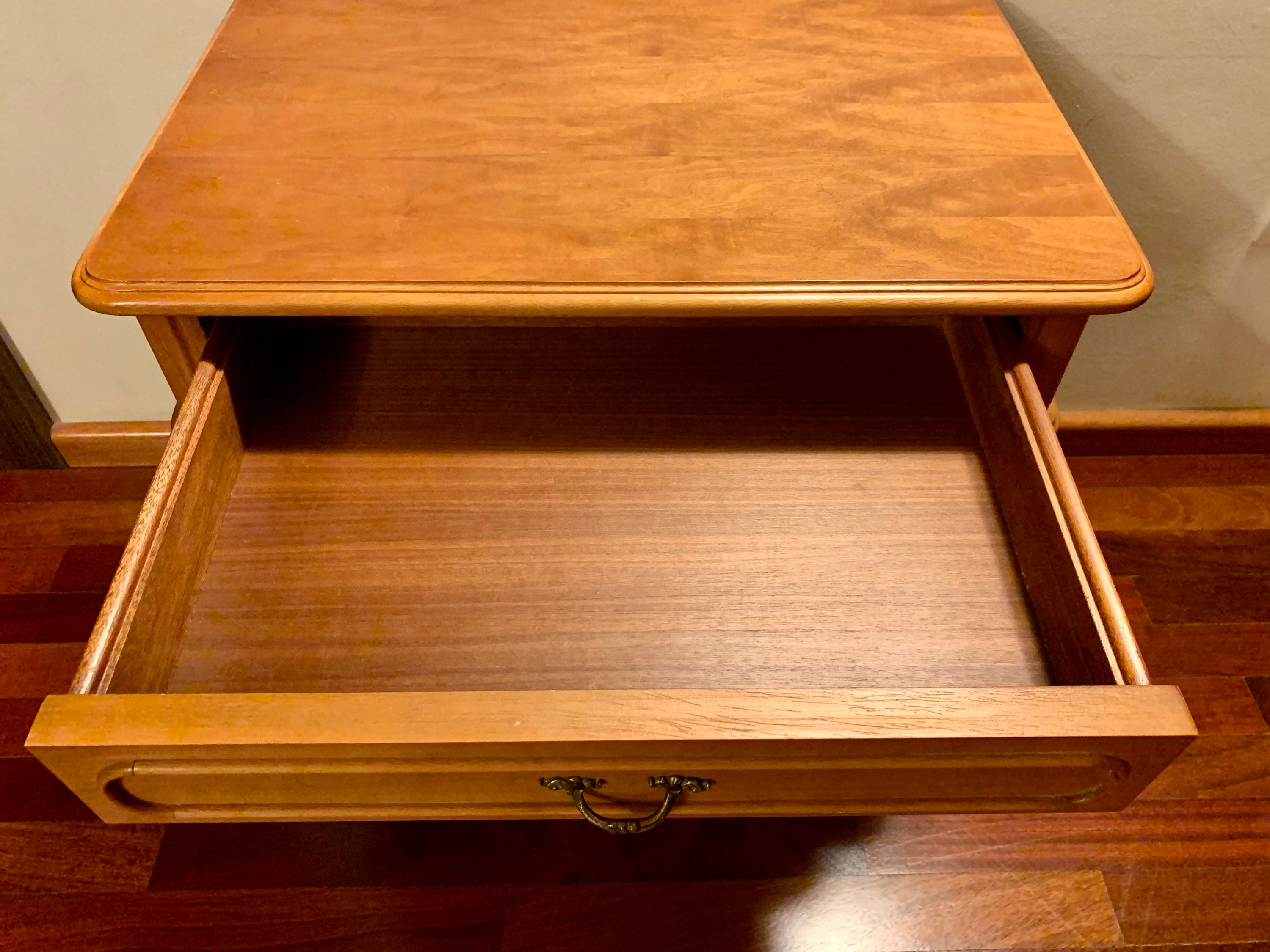 Solid wood night stands - keryverse