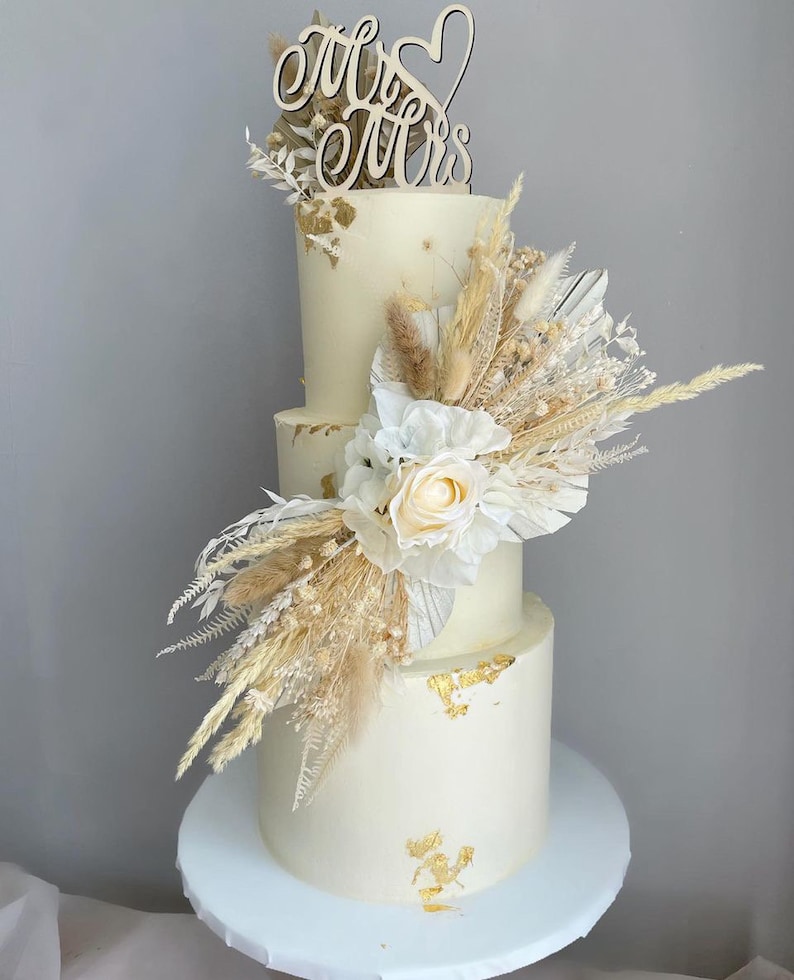 Focal blooms, dried flower wedding cake, dried flower focal flowers, christening cake. Birthday cake, cake toppers, dried flowers image 4