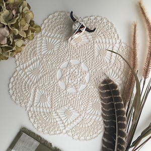 13 1/4&quot; Handmade crochet doily, cotton doily, crochet decor, party decor, dreamcatcher base