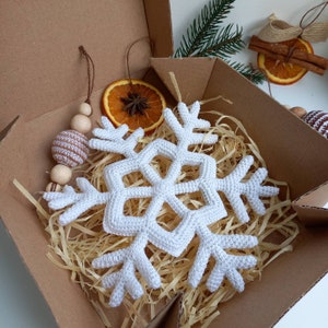 Large 3D snowflake crochet patten elegant Christmas ornament image 6