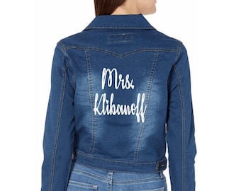 Veste en jean personnalisée pour mariée : veste en jean de mariage personnalisée