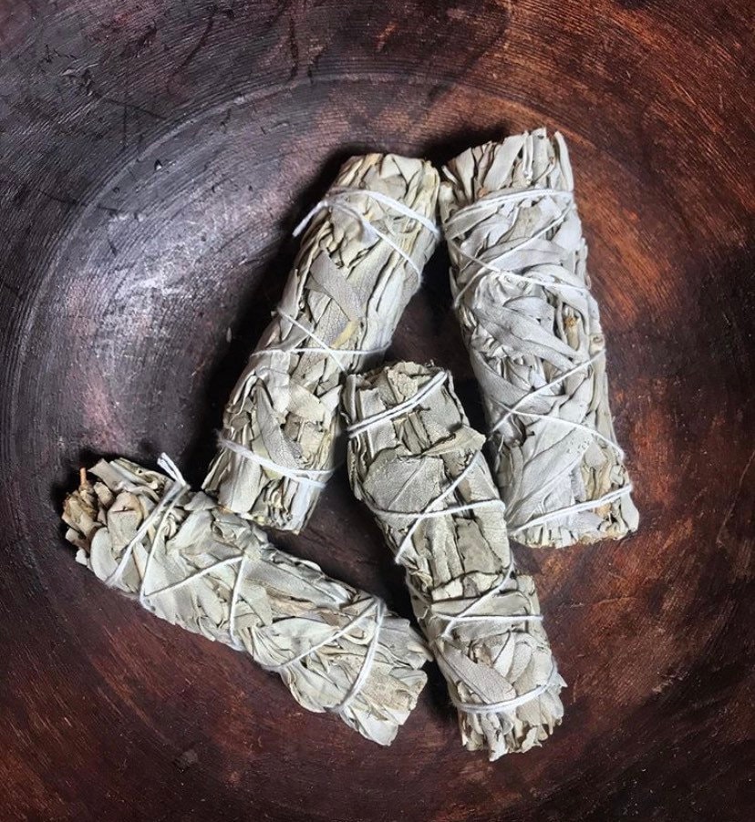 Bay Leaf Smudge Bundle Affirmation Bay Leaves White Sage Etsy