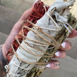 White Sage / Smudge Bundle / 10 / Deep Cleansing & Spiritual Healing - Botanica San Lazaro
