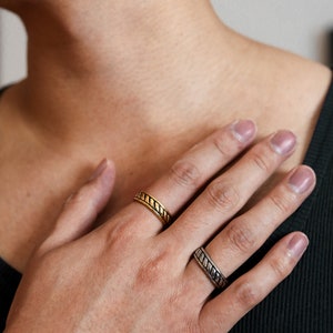 18k Gold Onyx Ring Set, schwarzer Steinring Männer, Herrenring schwarzer Stein, schwarzer Siegelring Männer, Edelstahl, wasserdichter Ring, Geschenk Bild 7