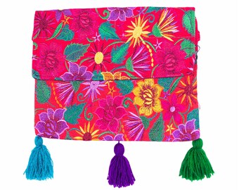 Mexican Embroidered Crossbody Clutch: Artisanal Floral Bag