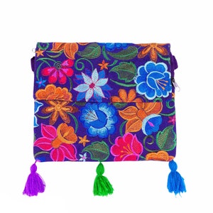 Mexican Embroidered Purse. Colorful Mexican Clutch. Mexican Handbag. Artisanal Floral Purse. Floral Purse. Mexican Artisanal Crossbody Bag
