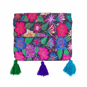 Mexican Colorful Artisanal Purse. Mexican Embroidered Bag. Floral Purse. Mexican Embroidered Clutch. Traditional Over the Shoulder Purse