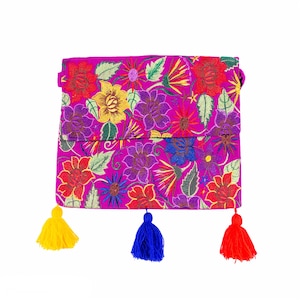 Mexican Floral Hand Embroidered Purse. Traditional Crossbody Bag. Artisanal Floral Purse. Mexican Clutch. Floral Clutch. Embroidered Handbag