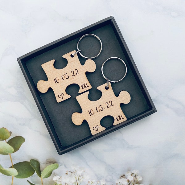 Personalised Valentines Jigsaw Keyring, Valentines Gift For Him And Her, Wooden 5th Wedding Anniversary Wood Gift, Wedding Present