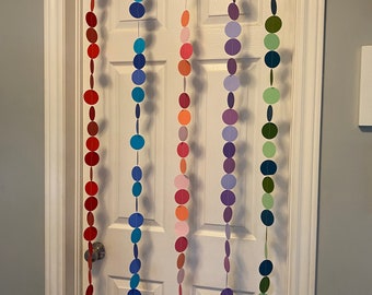 Sewn Die Cut Circle Banner garland