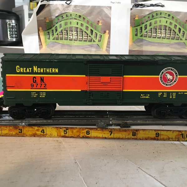 Lionel toy train greatnorthern box car , 9772. Modern era o gauge . Used