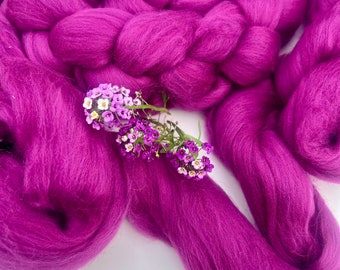 Superfine Merino Wool Combed Top Roving, DAMSON, 18.5 mic, 4 oz, for Spinning, Wet Felting, Needle Felting, Weaving, Art Batts, Fiber Arts