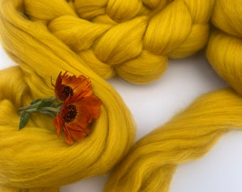 Superfine Merino Wool Combed Top Roving, MUSTARD, 18.5 mic, 4 oz, for Spinning, Wet Felting, Needle Felting, Weaving, Art Batts, Fiber Arts