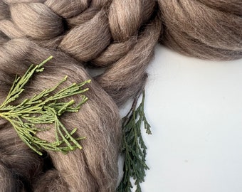 Light Brown De-haired Baby Llama Top, Roving, 4 oz, Natural Undyed, Super Soft, Ethically Sourced, Wool for Spinning, Felting, Fiber Arts
