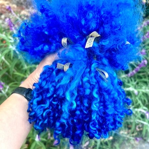 Blue Hand Dyed Teeswater Wool Locks Separated, 8-9 inches long, DEEP SAPPHIRE, for Felting, Weaving, Art Yarn Spinning, Doll Hair, 1 oz