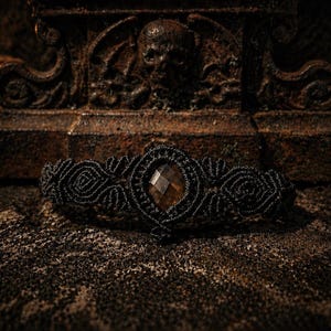 Pulsera de macramé negra con cuarzo ahumado facetado, piedra natural semipreciosa, joyería hecha a mano, estilo boho místico y místico, única, regalo | Magda |