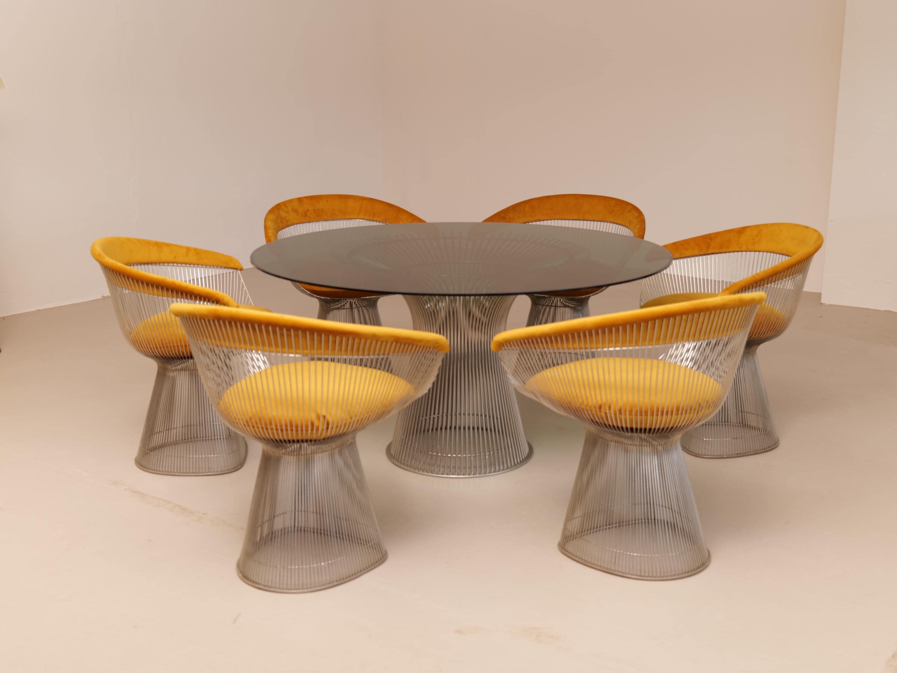 家具 Warren Platner Revival Low Table - Modern Bauhaus Platner Low Tables Gold | Knoll