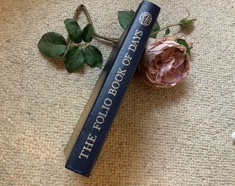 Livre folio des jours | Folio Society magnifiquement illustré | faits intéressants pour chaque jour de l&#39;année | Très bon état | Cadeau parfait !