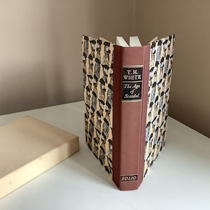 The Age of Scandal by T.H. White. Lovely Folio Society Edition. Eccentricities of the 18th-century by the Author of The Sword in the Stone.