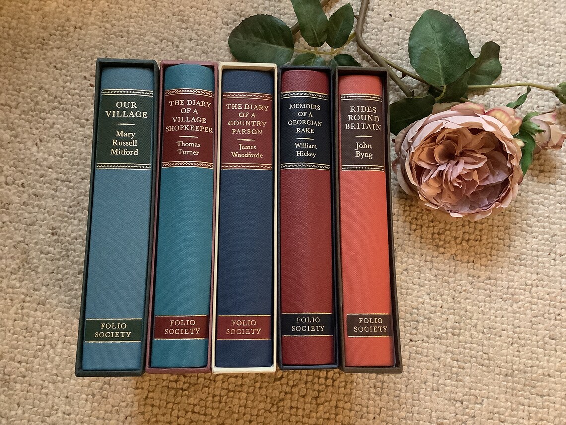 Folio Society collectors set of 5 interesting books. Classic image 1