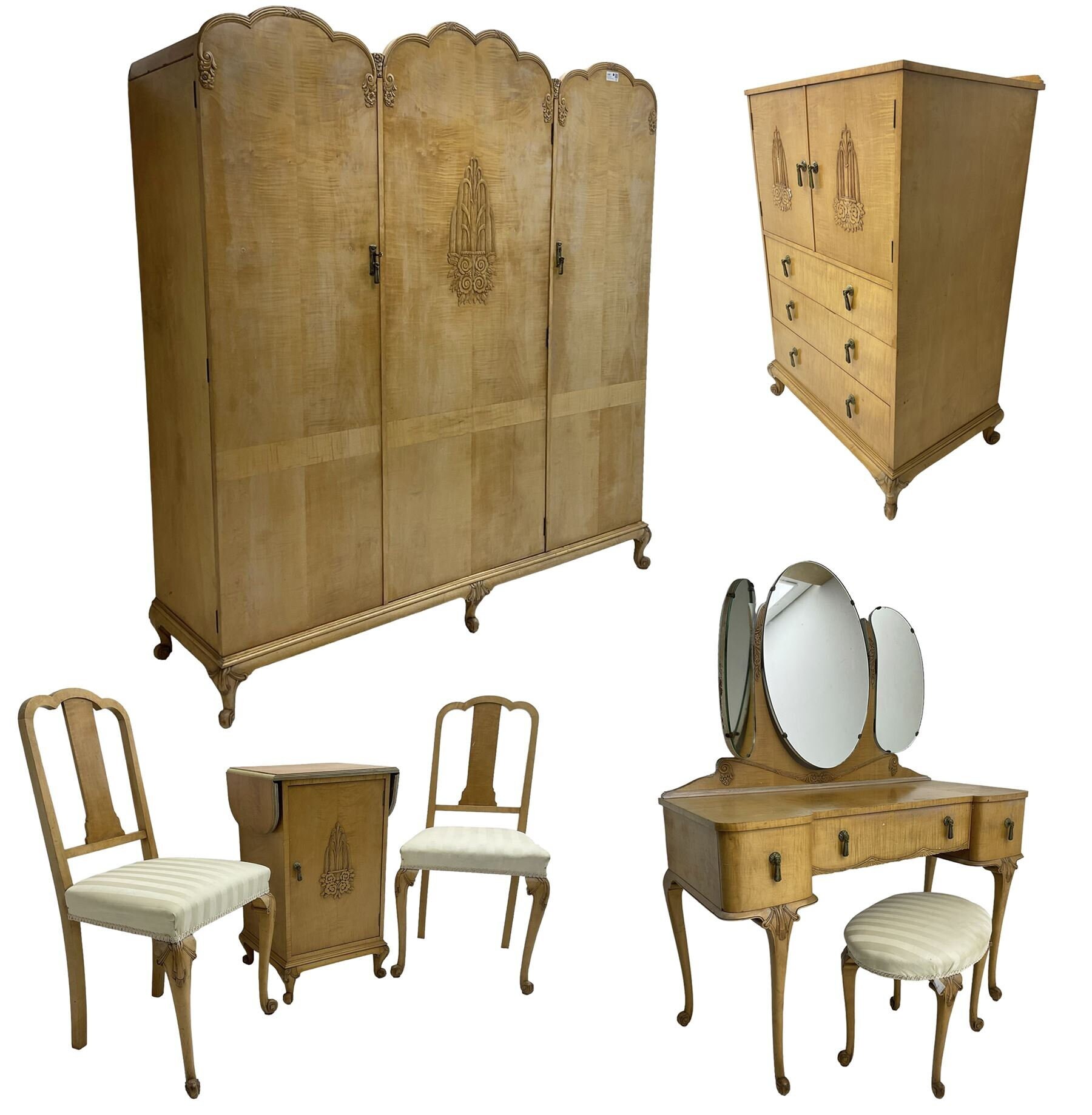 Vintage maple 2024 bedroom furniture