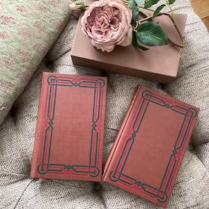 Das Decameron von Delius Boccaccio, Die ersten fünf Tage und die zweiten fünf Tage. Folio Society Ausgabe dieser mittelalterlichen Allegorie aus dem 14
