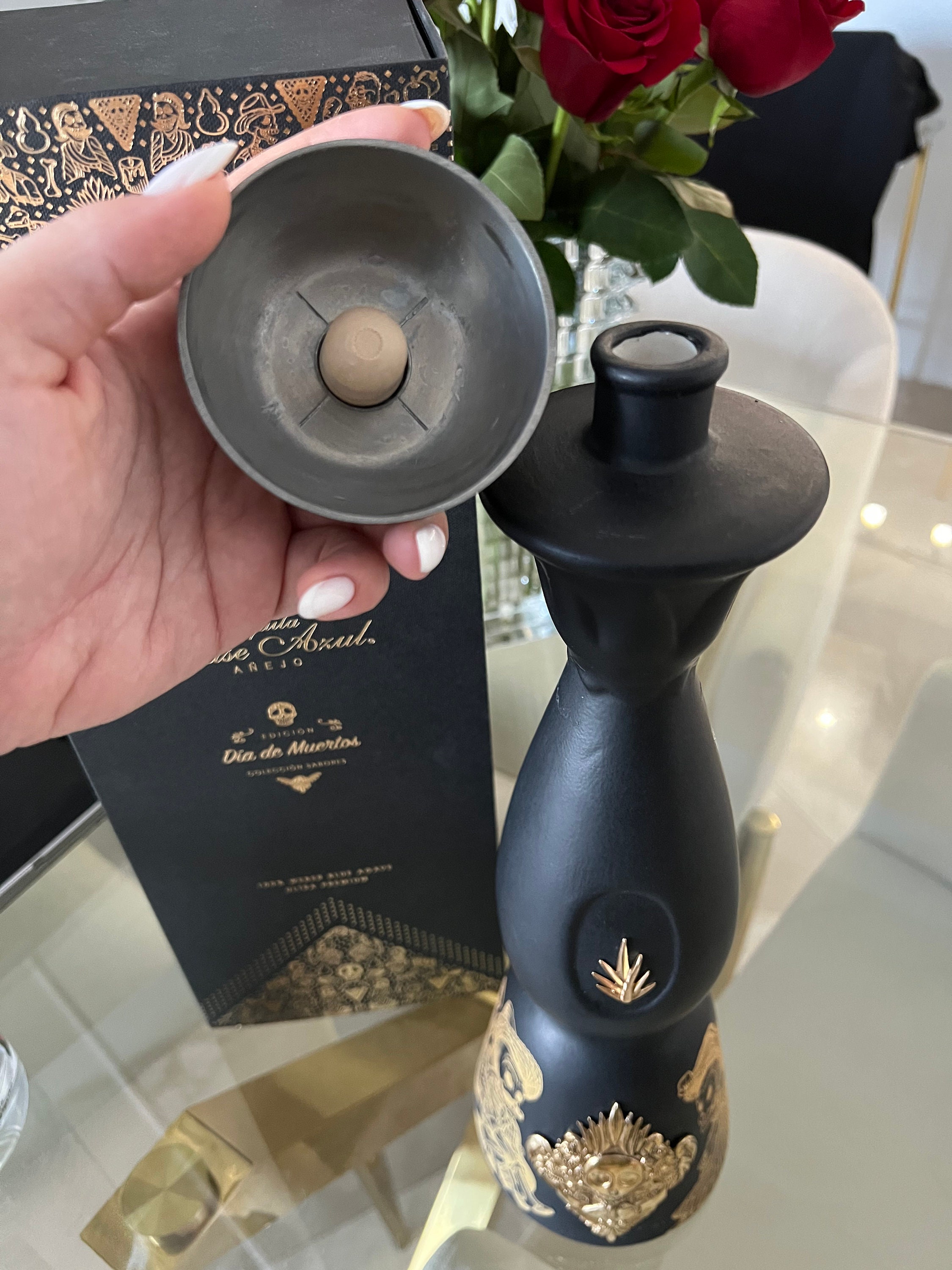 Amazon｜Clase Azul Anejo Empty Bottle ※空ボトル｜水筒・マグボトル オンライン通販