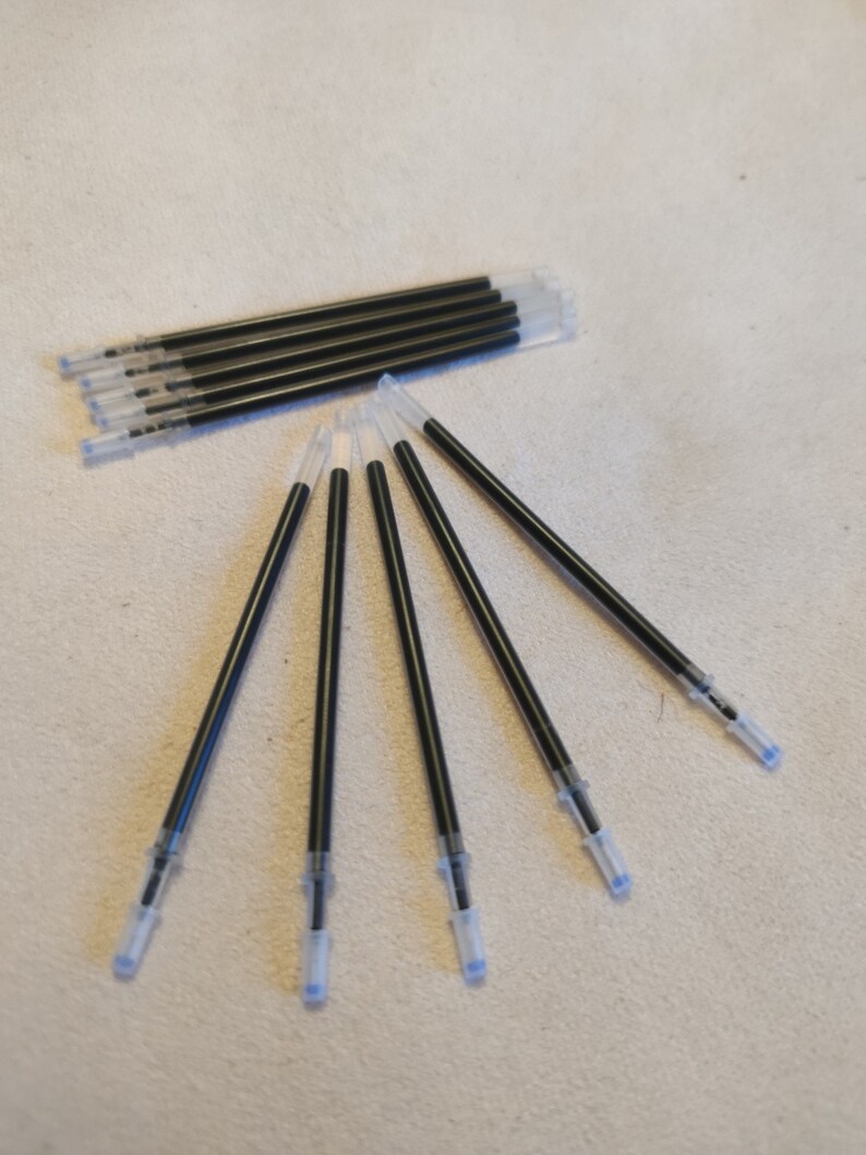 Refill Pen Hand Carved Wood Animal Pen Diamond Tip Screw Tip Black Ink