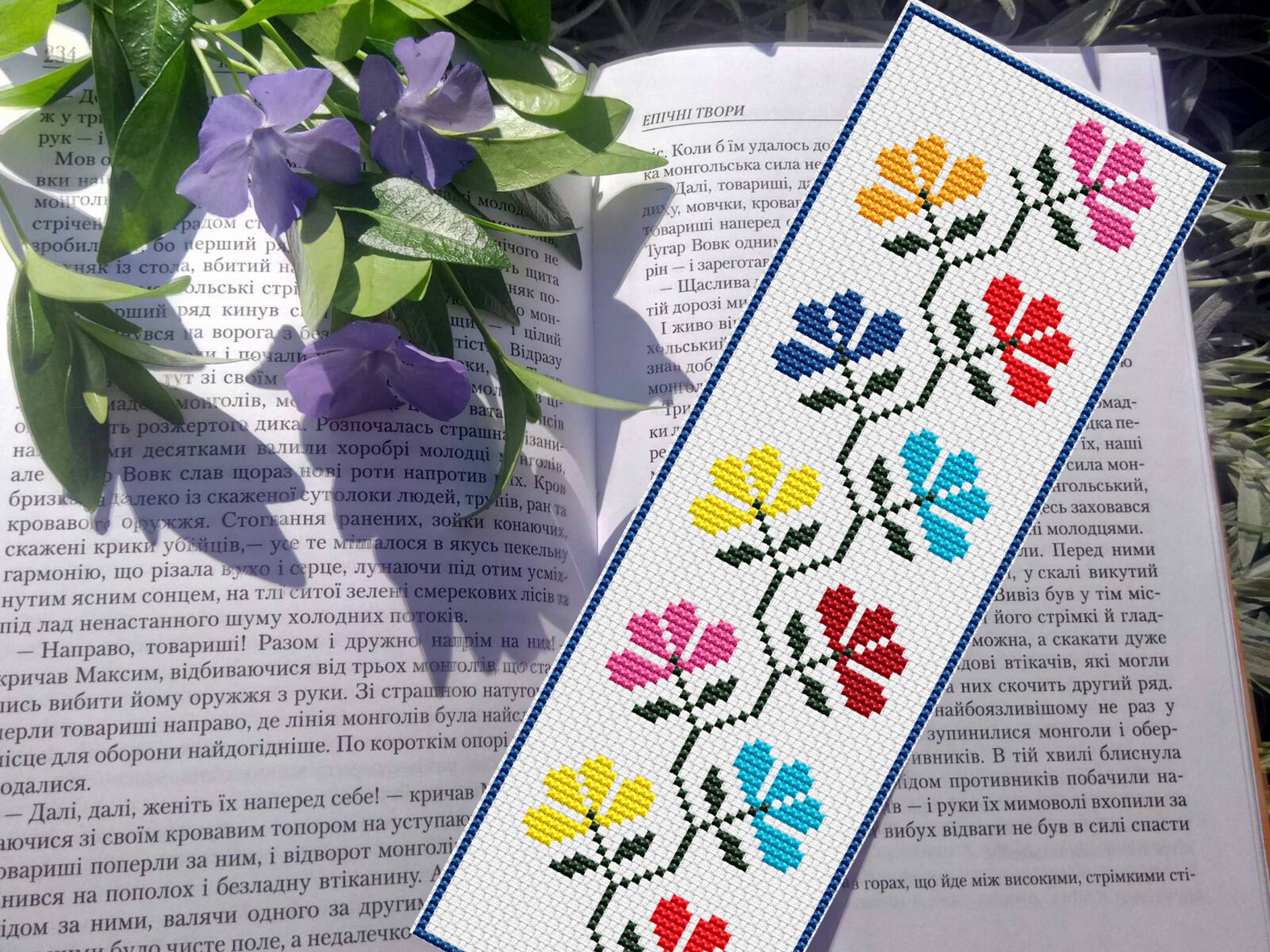 Schema punto croce segnalibro personalizzato Ricamo di sampler segnalibro floreale personalizzato Schema punto croce segnalibro floreale Regalo fai da te per gli amanti dei libri #484 - Italia